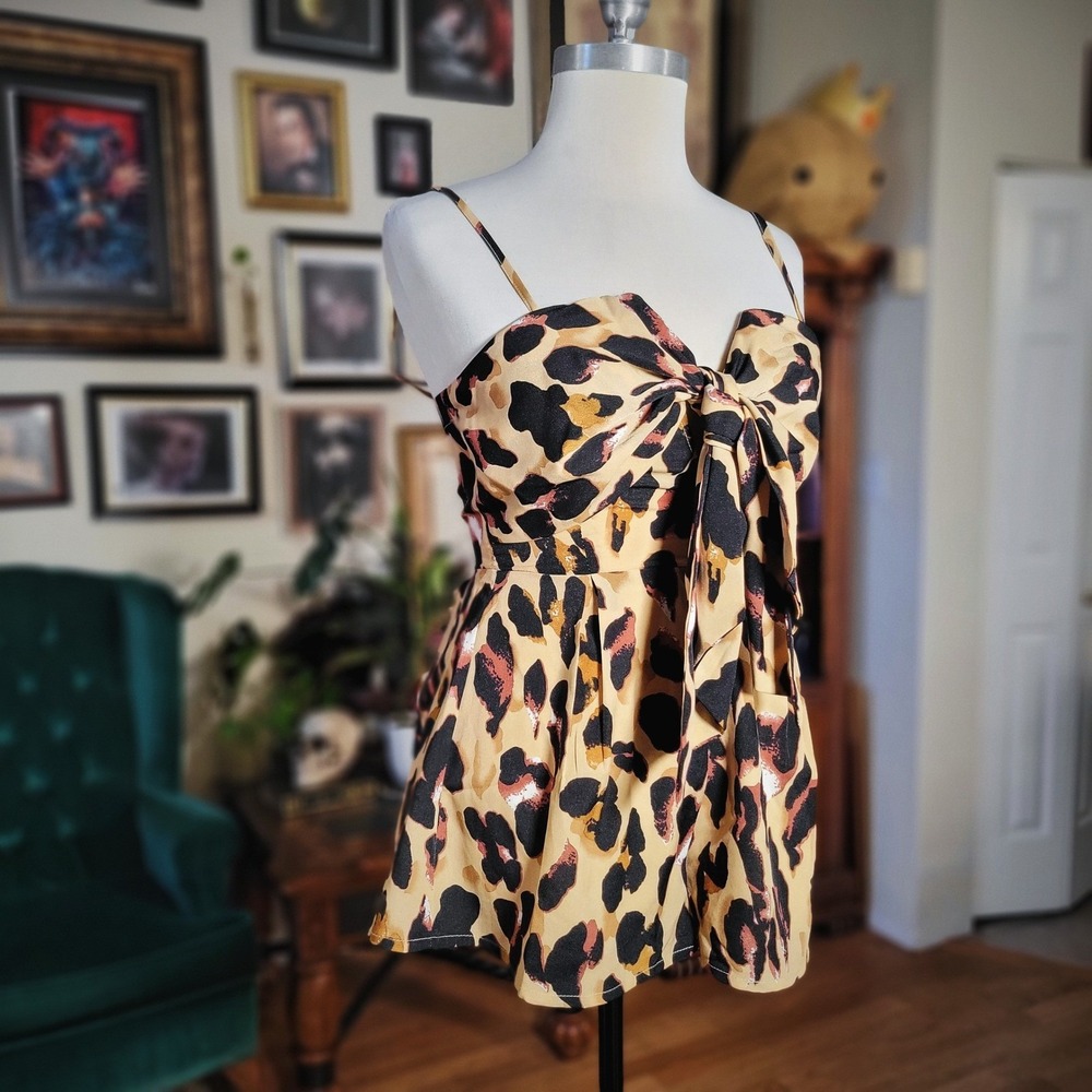 Kittenish Leopard Romper XS Jessie James Decker Bow Front Animal Print Cutout - Picture 2 of 7